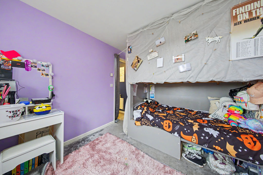 Masefield Avenue Holmewood